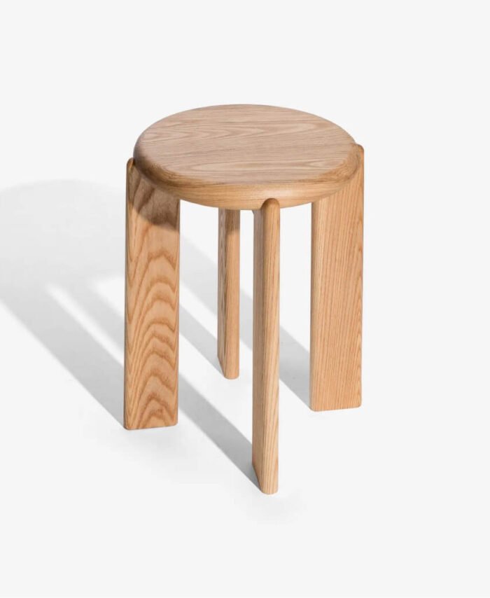 Florence Lounge Chair In Monochrome